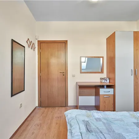 公寓 Charming 1-bedroom In Ravda By Flat Mаnаger *
