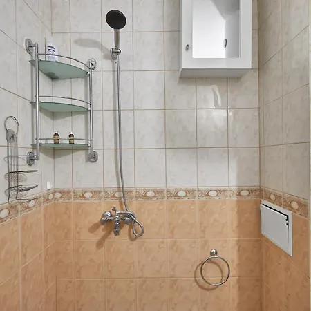 公寓 Charming 1-bedroom In Ravda By Flat Mаnаger 内塞伯尔